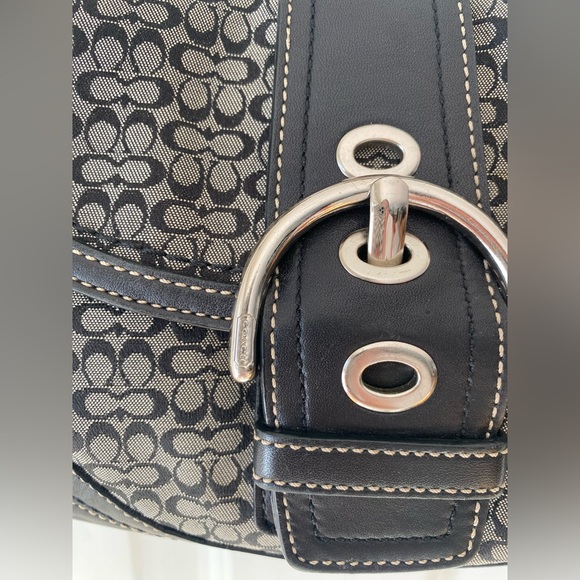 Vintage Y2K COACH Soho Signature C Black Jacquard & Leather Shoulder Bag 🖤 - Picture 4 of 16